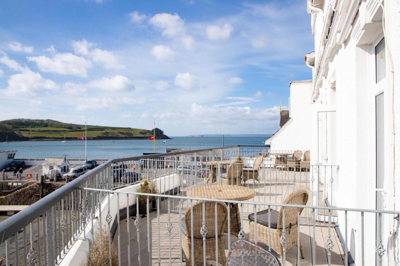 Ship And Castle Hotel Saint Mawes Exteriör bild