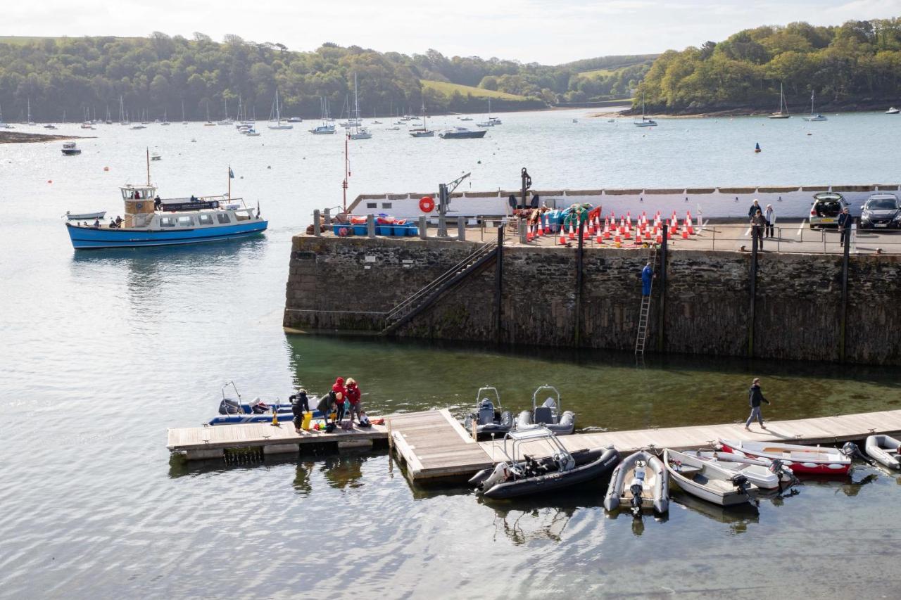 Ship And Castle Hotel Saint Mawes Exteriör bild